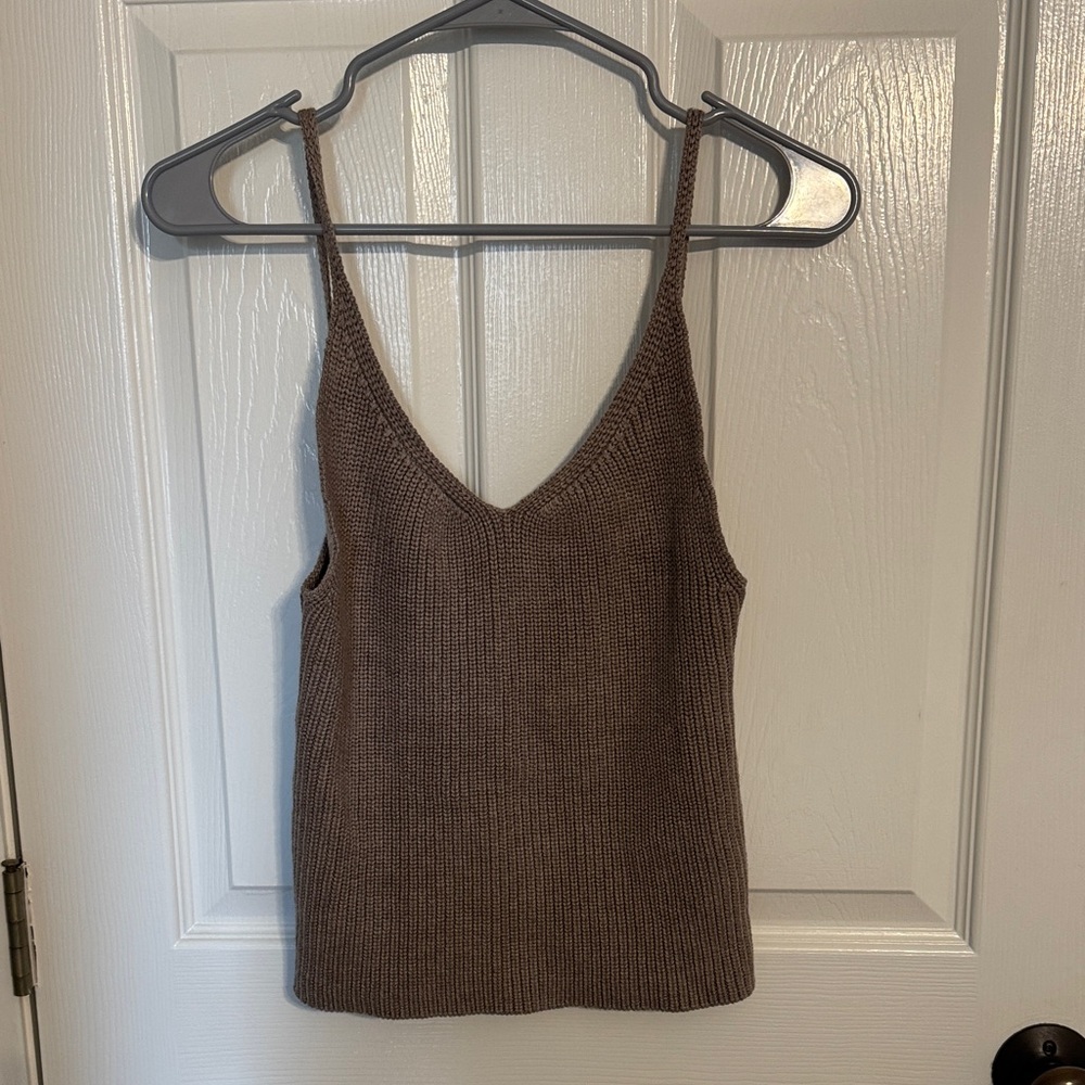 Mod Ref Brown knit sweater
